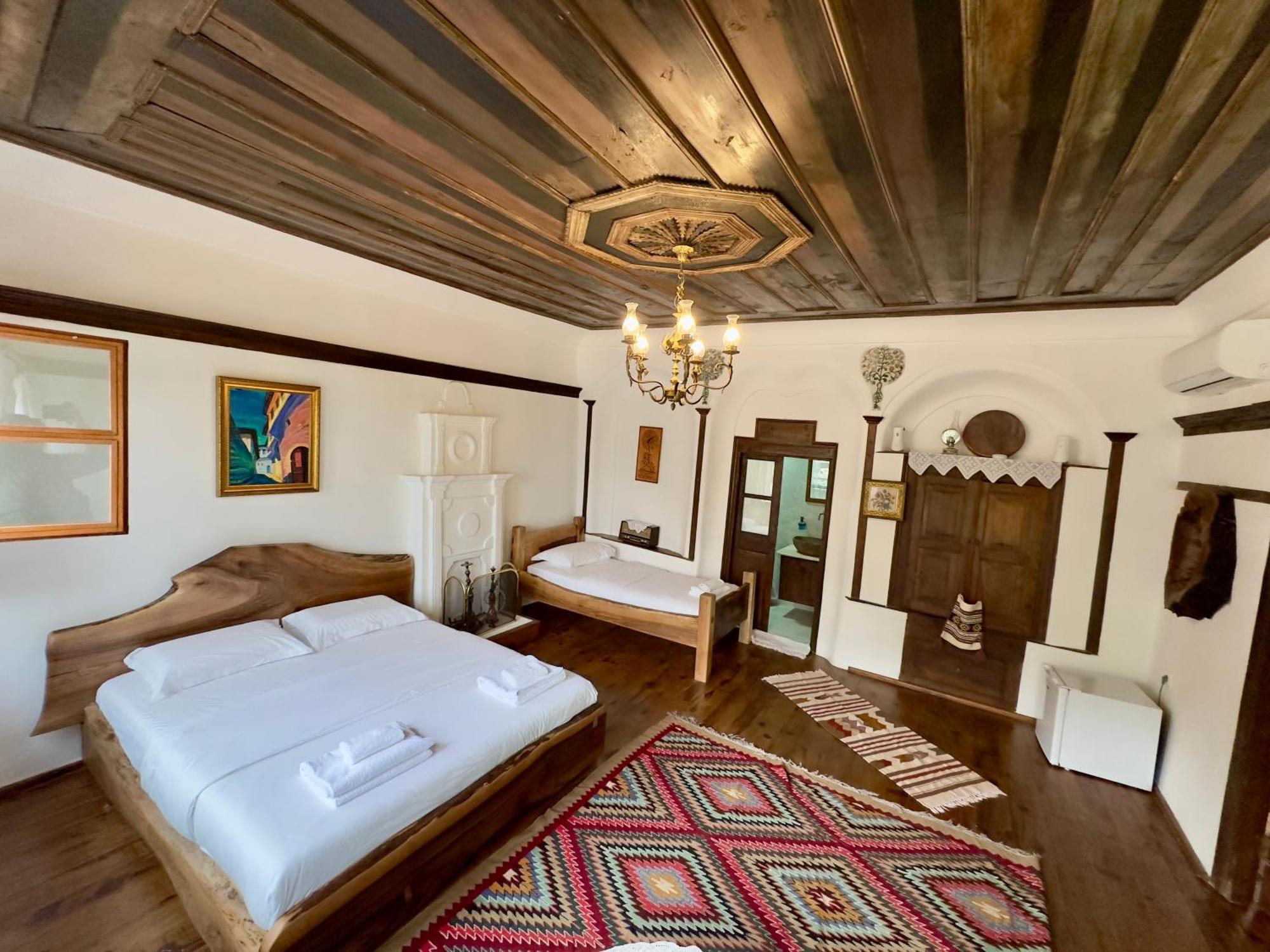 Hotel Ansel Berat Buitenkant foto
