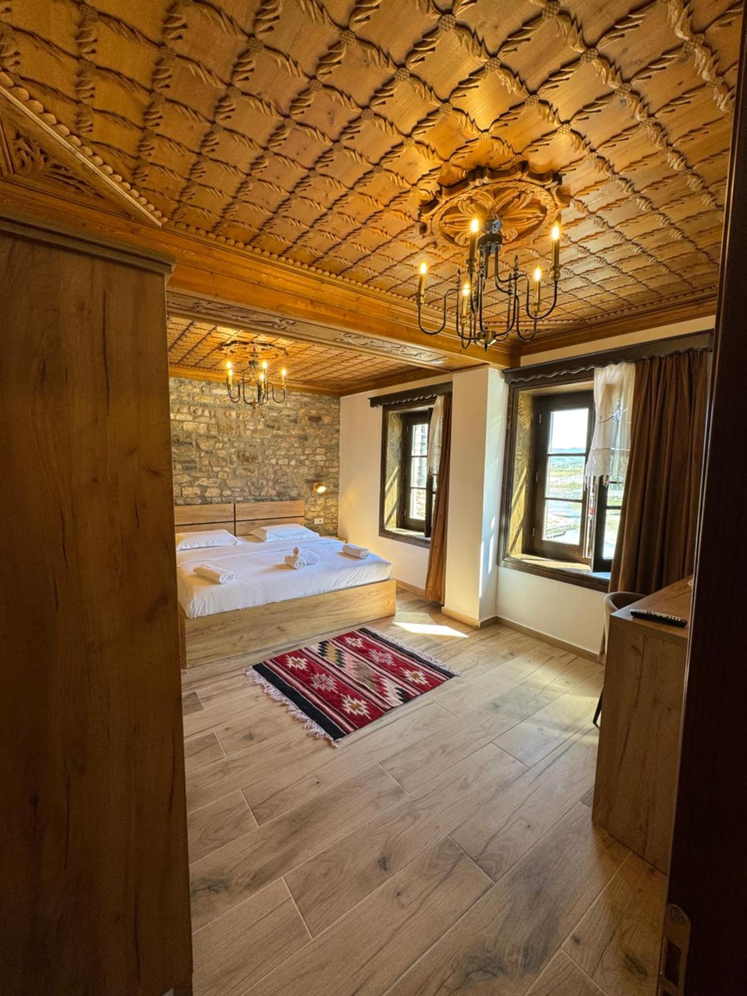 Hotel Ansel Berat Buitenkant foto