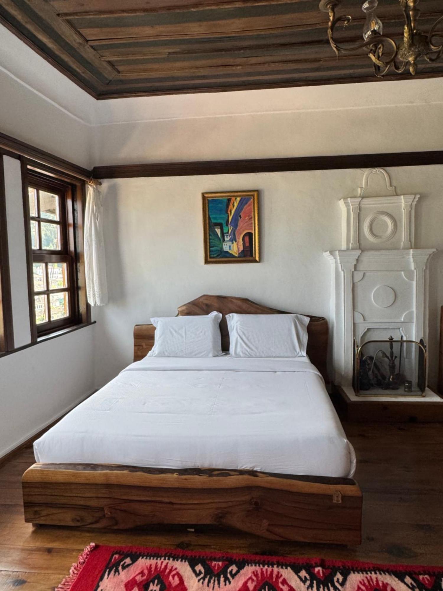 Hotel Ansel Berat Buitenkant foto
